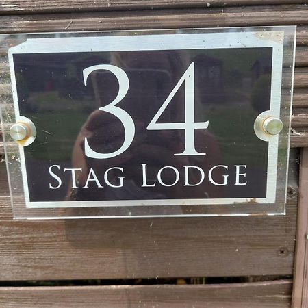 Stag Lodge Richmond  Eksteriør billede
