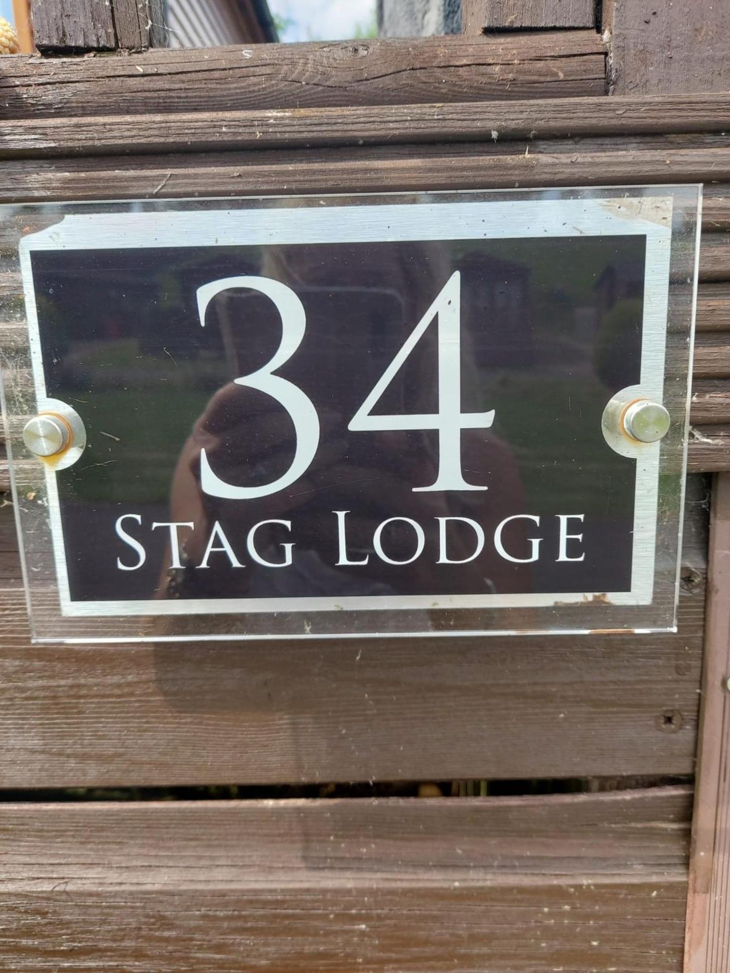 Stag Lodge Richmond  Eksteriør billede
